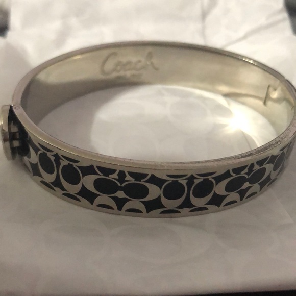 COACH black and silver bracelet - Picture 2 of 2